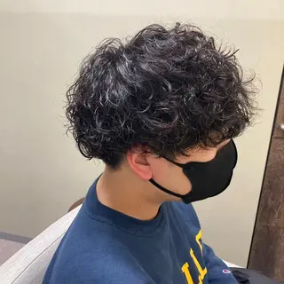 ミディアム パーマ メンズ 髪質改善/艶カラー/ 縮毛矯正🫟ダイキのヘアスタイル