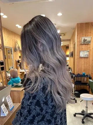 ロング 谷山銀二郎/ 副店長のヘアスタイル