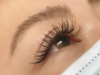 マツエク・マツパ マキア研修センター スタッフのマツエク・マツパデザイン