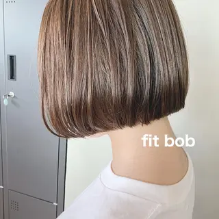 カラー nui所属・ﾚｲﾔｰ.ﾍｱｾｯﾄ 🤍宮本しおりのヘアスタイル