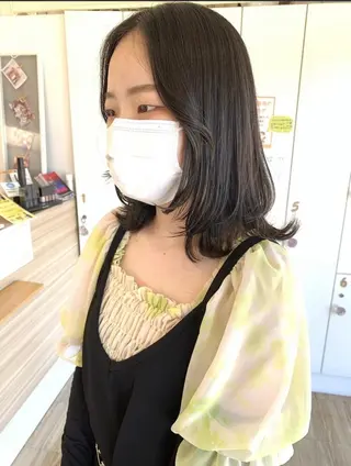 セミロング カラー 🫧ウルフカット/ 畑中結衣🫧のヘアスタイル