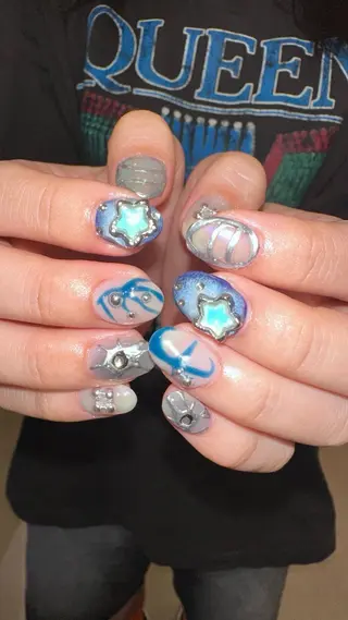 ネイル 👽個性派ネイル🎀 komachiのヘアスタイル