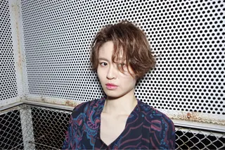 ショート カラー 奥野 紗弓のヘアスタイル