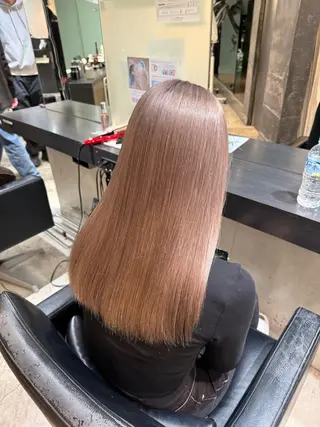 カラー WELLY  TOKYO所属・🌈レイヤーカット/ ハイトーン🌈タクマのヘアスタイル