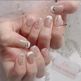 ネイル 💕鈴木ユリ パラジェル/オフ無料のネイルデザイン