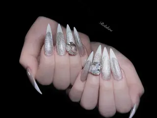 ロング Rola kira 麗のネイルデザイン