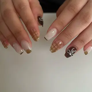 ネイル anuw所属・anuw hinaのネイルデザイン