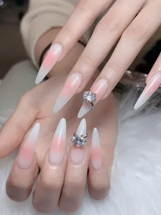 ネイル Lumi Nail 新大久保3‘のネイルデザイン