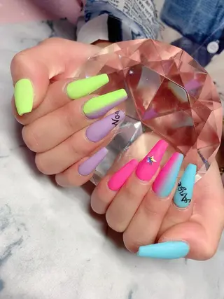 ネイル NailSalonMooN所属・Nail Salon MooNのネイルデザイン