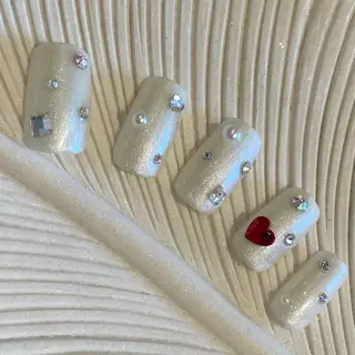 ネイル AurorA Enaのネイルデザイン