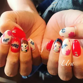 ネイル UrakoNail 《nail》のネイルデザイン