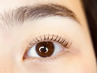 マツエク・マツパ 1席のみの個室サロン 西麻布1丁目のマツエク・マツパデザイン