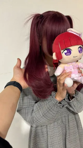 ロング FLEEK 安立徹のヘアスタイル