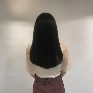 ロング 菅原 彩加のヘアスタイル