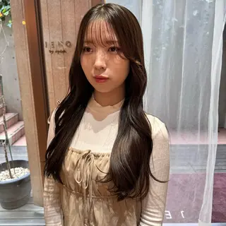 ミディアム パーマ 大橋 芽衣のヘアスタイル