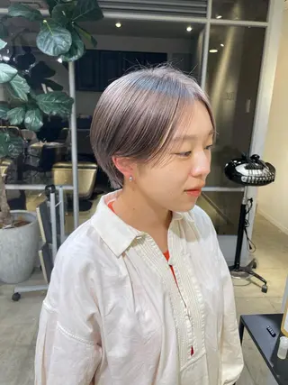 ショート カラー 斉藤 瑞恵のヘアスタイル