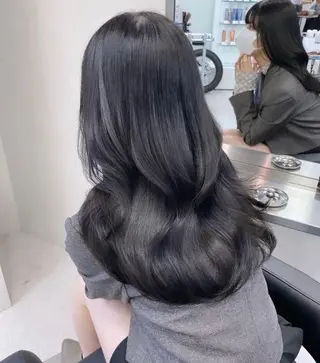 ロング カラー ヘアアレンジ レイヤー×透明感カラ ーHAYATOのヘアスタイル