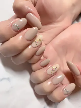 ネイル 菅野 愛花のネイルデザイン