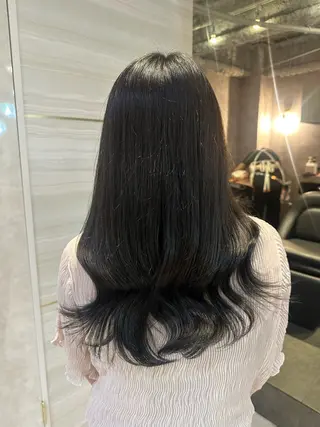 ロング カラー Hina🐣 elubylovisのヘアスタイル