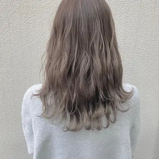 ミディアム カラー CLUTCH天王寺 西藤遥河のヘアスタイル