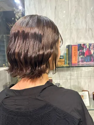 ショート カラー うるつやストレート パーマ🫧ちひろ🫧のヘアスタイル