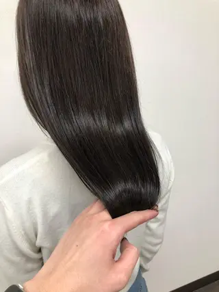 ロング シンタニナオト /梅田茶屋町のヘアスタイル
