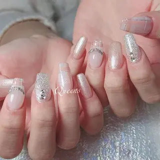 ネイル Queens 榊 まおのネイルデザイン