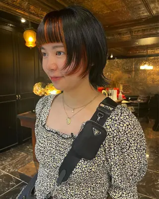 カラー haco＋所属・圧倒的デザイン力 店長🎨RENAのヘアスタイル