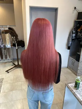 カラー MOMOKA /　Lapis大名店のヘアスタイル