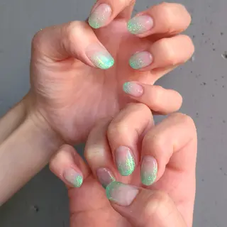 ネイル 6RokuHair（ロクヘアー)所属・門川 茉奈美のネイルデザイン