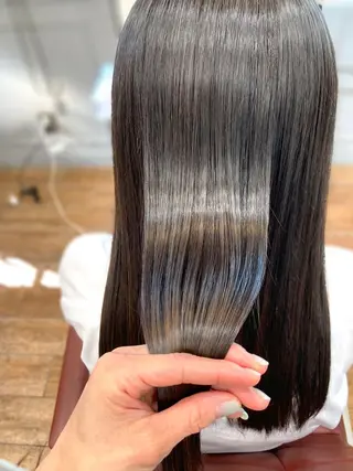 ロング 菅原 綾のヘアスタイル