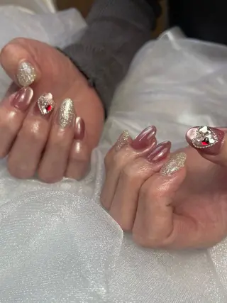 ネイル Ortus (ｵﾙﾄｩｽ)のネイルデザイン