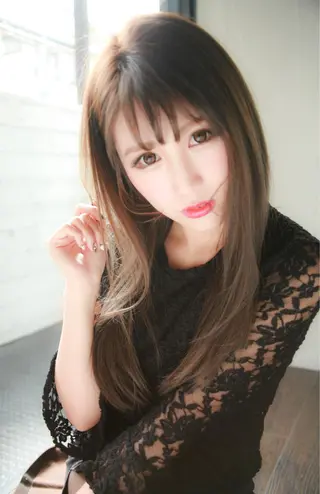 セミロング ロング hertim所属・髪質改善縮毛矯正 専門店のヘアスタイル