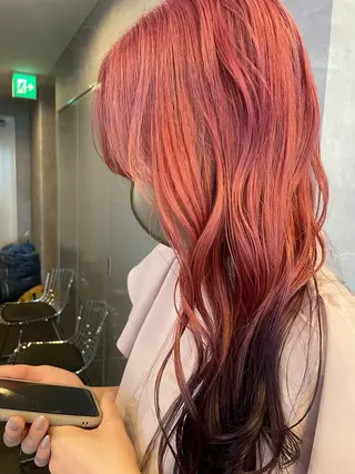 ロング カラー 前田 桃花のヘアスタイル