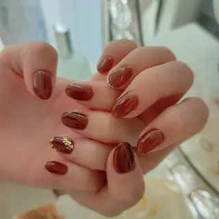 ネイル RUNWAY 　　の眉毛・アイブロウイメージ