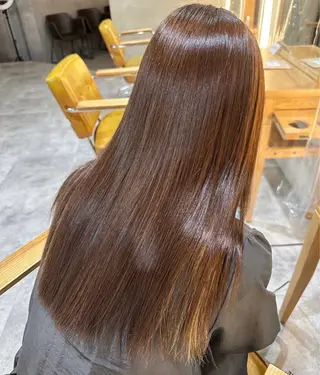 ロング 韓国風レイヤー× くびれヘア艶髪のヘアスタイル