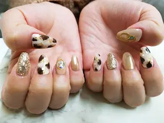 ネイル 河野ちえ (雑誌掲載サロン)のネイルデザイン