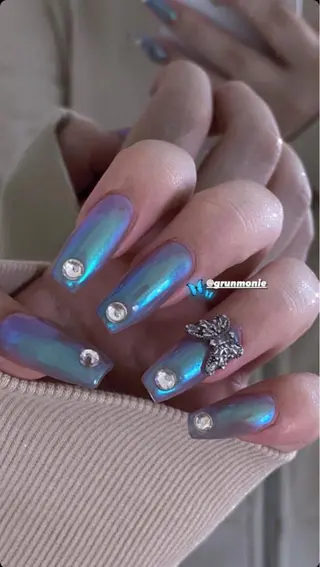 ネイル Nail Salon L'arc所属・💊大阪/心斎橋 moni🧠のネイルデザイン