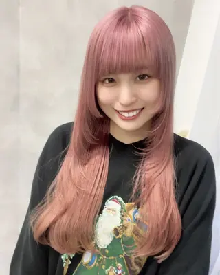 カラー 高山 アミのヘアスタイル