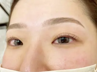 アイブロウ Mona Lisa 三宮店所属・MonaLisa 三宮kameiのマツエク・マツパデザイン