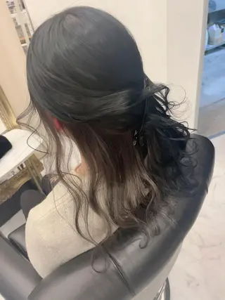 ロング ケアブリーチ&シール エクステの店和田翔莉のヘアスタイル