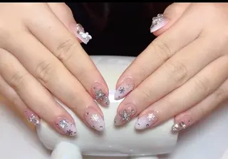 ミディアム ninabeauty 新宿のネイルデザイン