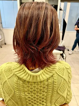 カラー ○HITOMI ○のヘアスタイル