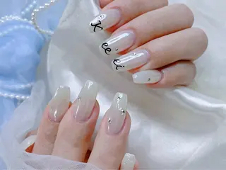 ネイル Cleo伏見店🌿 Momokaのネイルデザイン