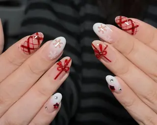 ネイル Pure&Rich Nailのネイルデザイン