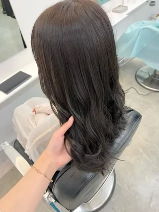 セミロング カラー GOODDAY ヘアサロンのヘアスタイル