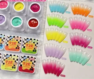 ネイル MOMO nail所属・NIITSU 川崎のネイルデザイン