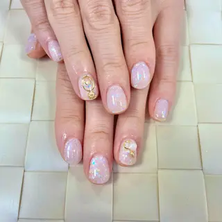 ネイル e+LUCIA NAIL関内店所属・花岡 佑紀のネイルデザイン
