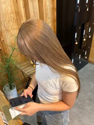 カラー まろみ暖色×ボブ ×chia🕯のヘアスタイル