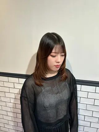 ミディアム knock な お 烏丸御池のヘアスタイル